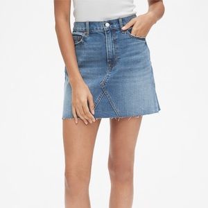 Super cute Gap 1969 Denim/Jean Skirt 26
